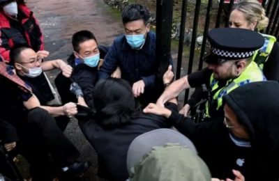'Hong Konglu protestoculara saldıranlar arasında Çin Başkonsolosu vardı' iddiası